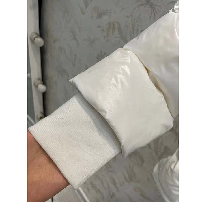 Louis Vuitton Women LV SKI Glossy Nylon Puffer Jacket Polyamide White