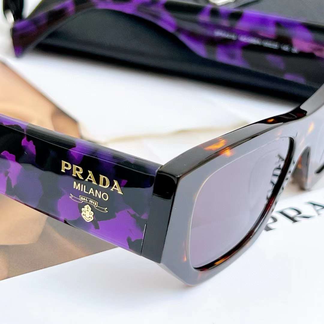 Prada Unisex Sunglasses Prada Logo 100% UVA / UVB Protection Standard Fit