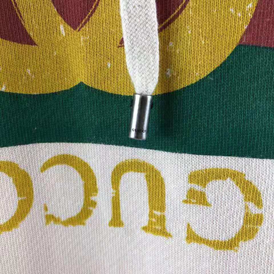 Gucci Men Oversize Sweatshirt with Gucci Logo in 100% Cotton-White