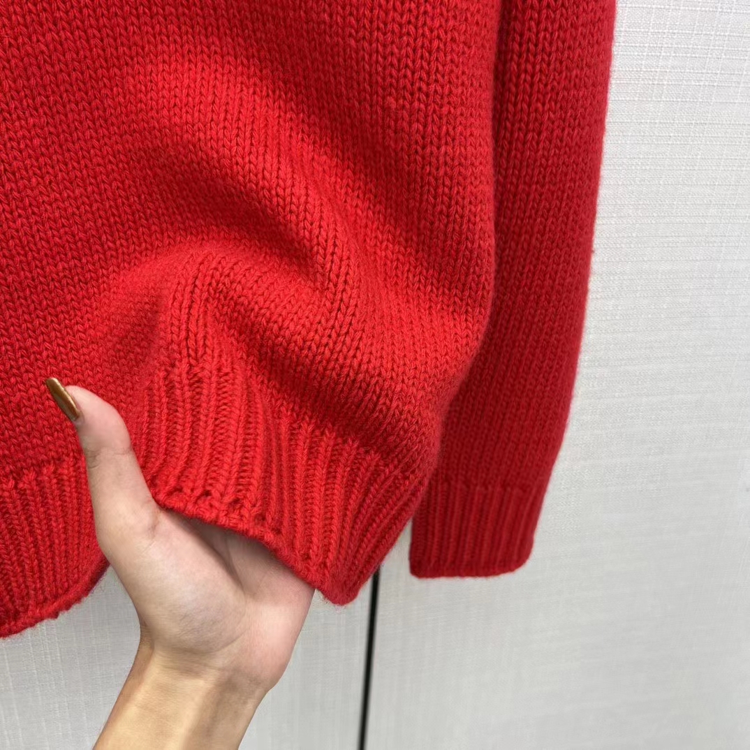 Gucci Women GG Wool Top Gucci Intarsia Red Crewneck Dropped Shoulder Long Sleeves