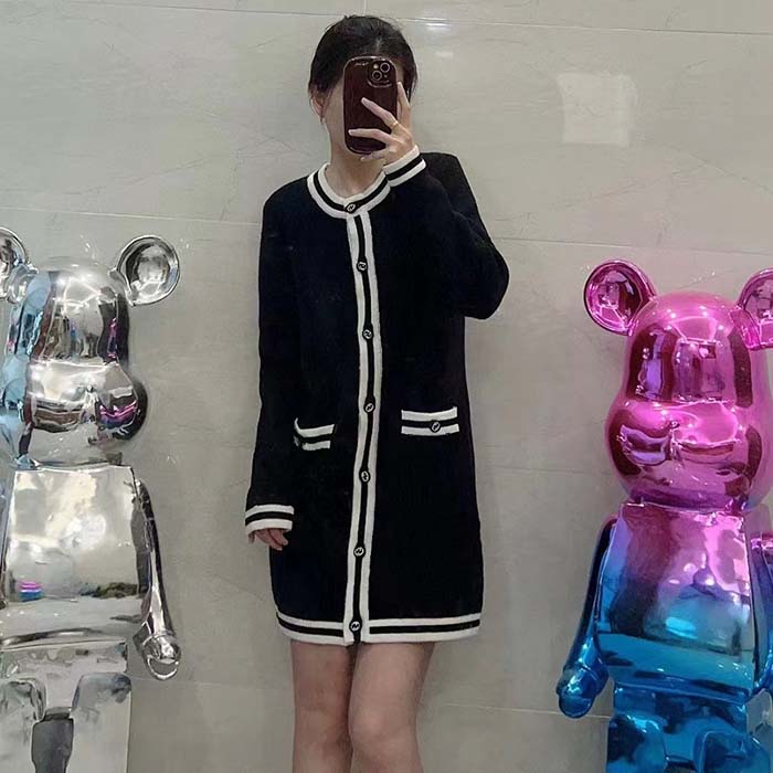 Gucci Women GG Extra Fine Wool Piquet Coat Collarless Long Sleeves Two Front Pockets