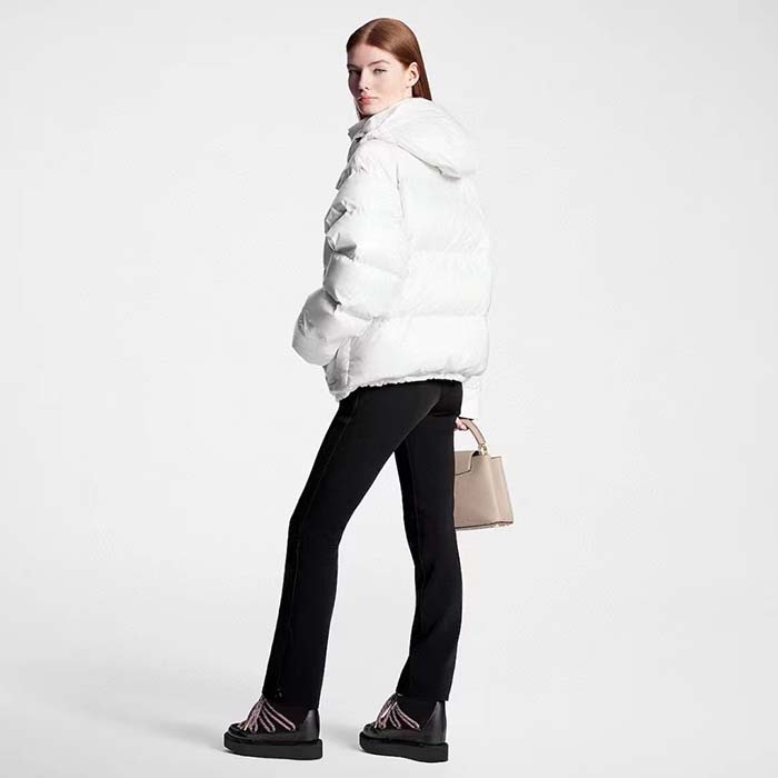 Louis Vuitton Women LV SKI Glossy Nylon Puffer Jacket Polyamide White