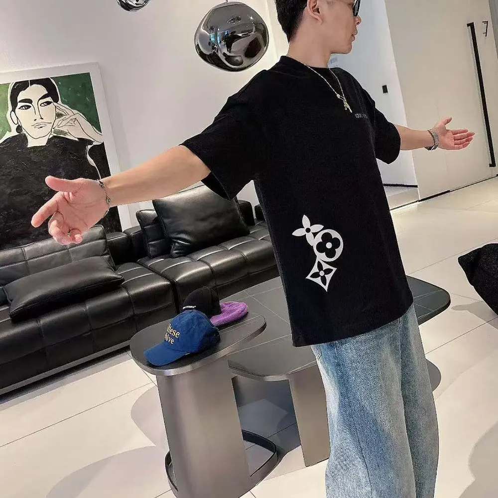 Louis Vuitton Men Embossed LV Cotton T-Shirt-Black