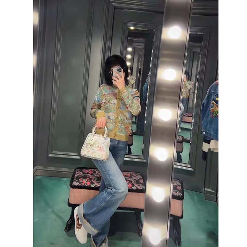 Gucci Women GG Tiger Jacquard Cardigan Gold Green Tiger Flower Extra Fine Lurex Crewneck