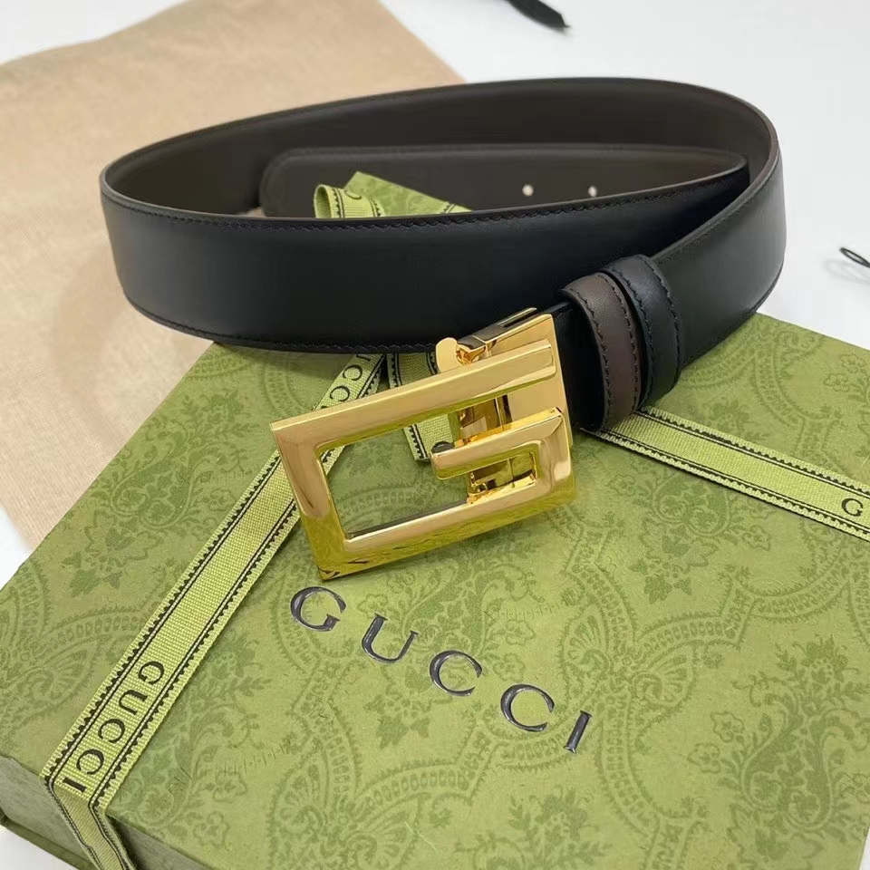 Gucci Unisex Reversible Belt Square G Buckle Black Leather Reverses Brown Leather