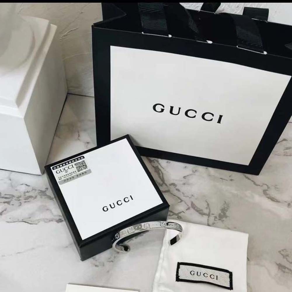 Gucci Unisex Icon 18k Bracelet 434524 J8502 9000