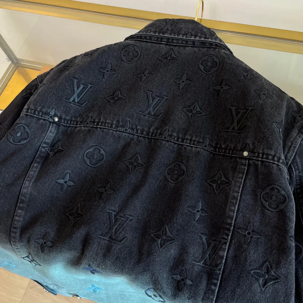 Louis Vuitton Women Embroidered Denim Blouson 1AFV97