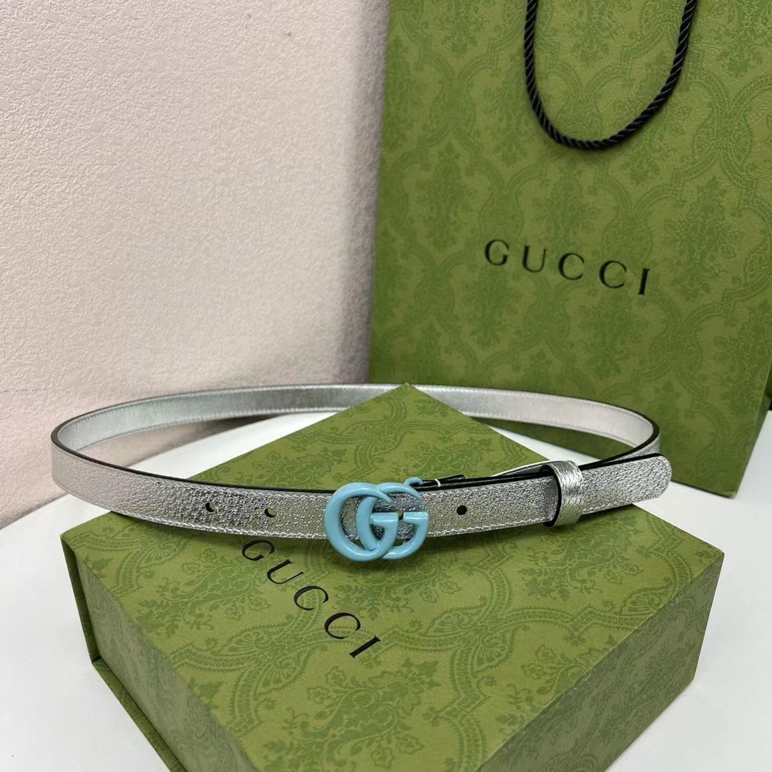 Gucci Unisex GG Marmont Thin Belt Silver Lamé Leather Double G Buckle 2 CM Width