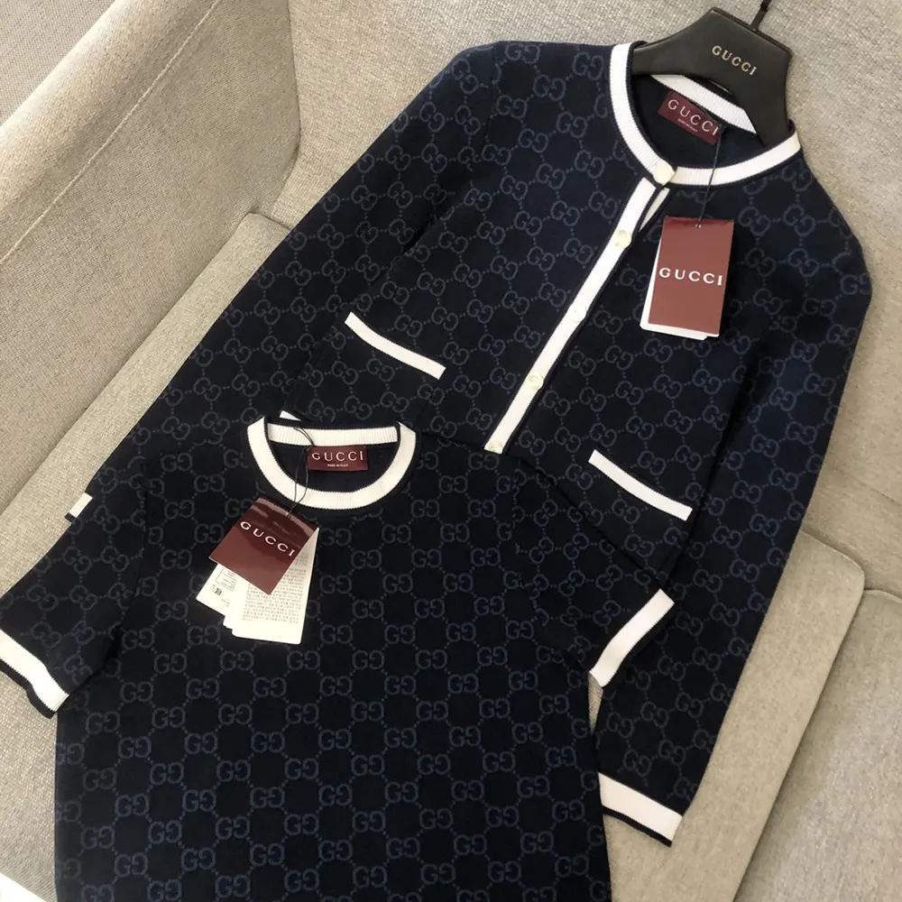 Gucci Women GG Fine Cotton Jacquard Cardigan-Navy 836304XKE0P