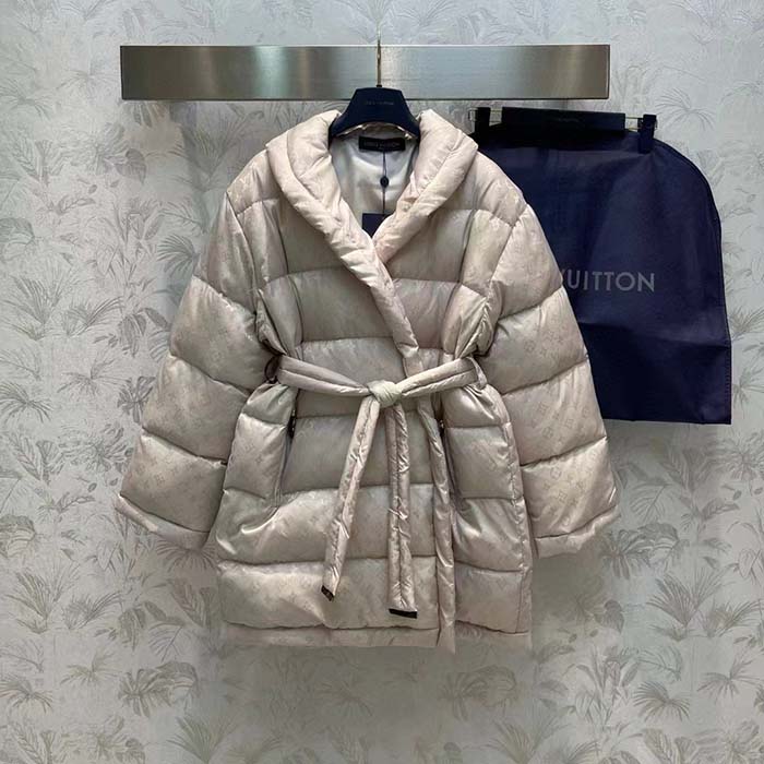 Louis Vuitton LV Women Flight Mode Monogram Jacquard Puffer Wrap Coat Polyamide Light Beige