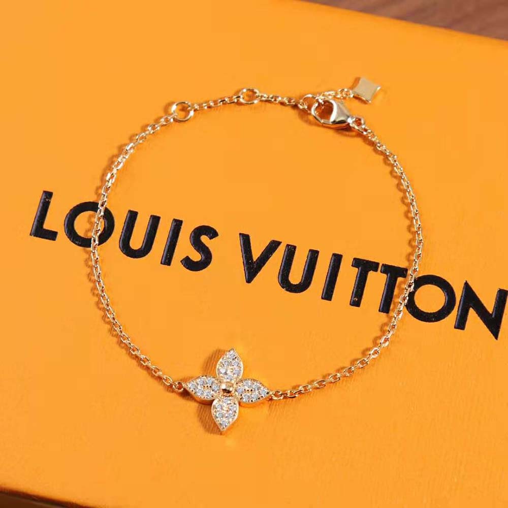 Louis Vuitton Women Idylle Blossom Bracelet Pink Gold and Diamonds