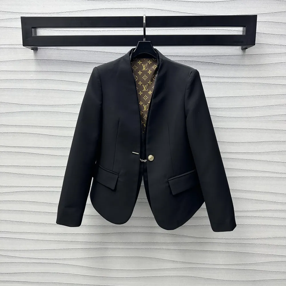 Louis Vuitton Women Collarless Chain Detail Blazer 1AGPG9