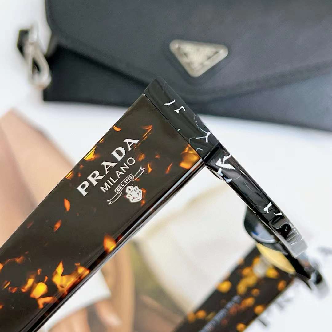 Prada Unisex Sunglasses Prada Logo Frame Compatible Graduated Lenses Standard Fit