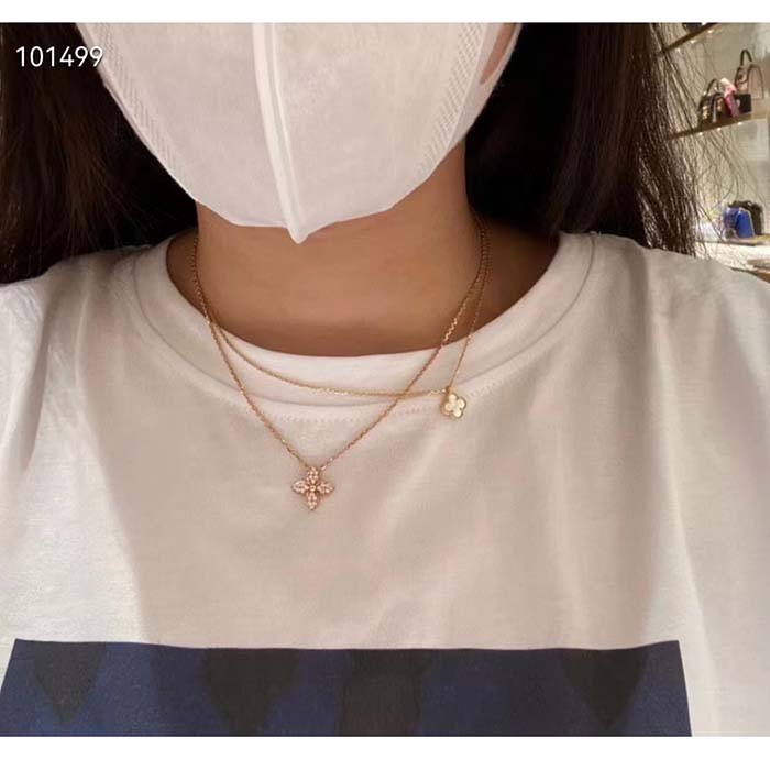 Louis Vuitton Women LV Idylle Blossom Pendant Pink Gold Diamonds 25 Diamonds