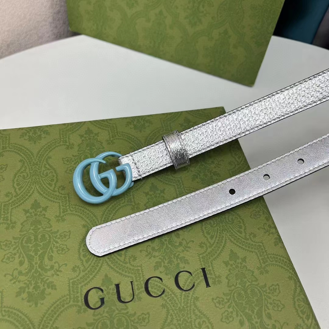 Gucci Unisex GG Marmont Thin Belt Silver Lamé Leather Double G Buckle 2 CM Width