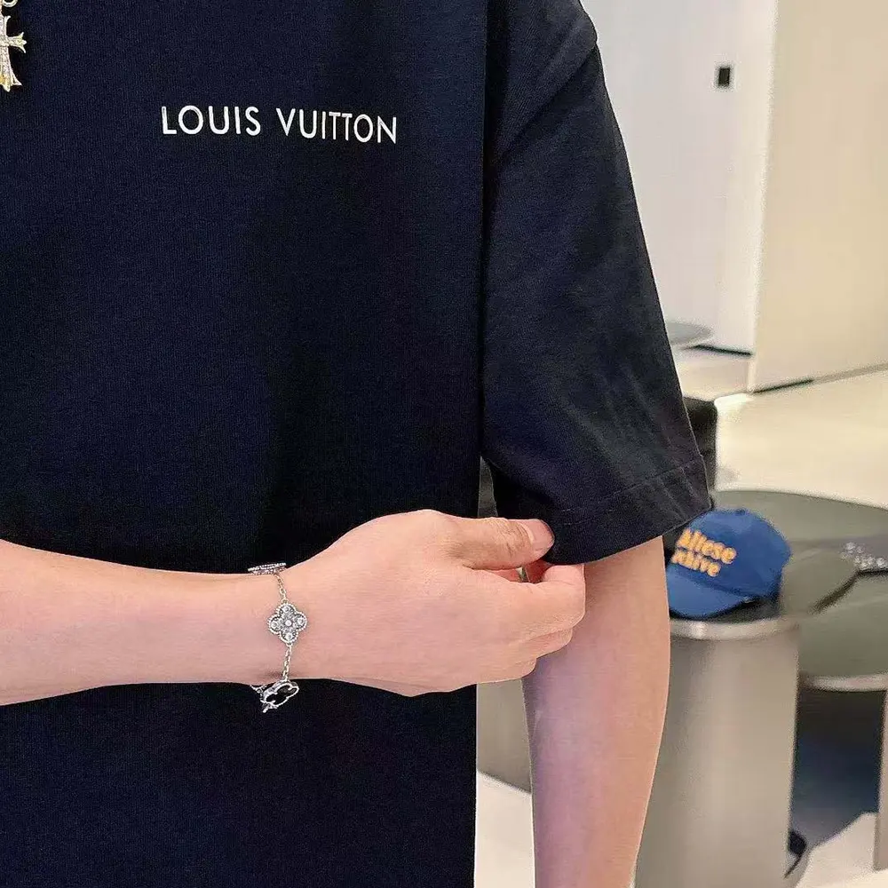 Louis Vuitton Men Embossed LV Cotton T-Shirt-Black