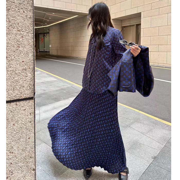 Louis Vuitton LV Women LV Monogram Silk Pleated Shirt Silk Navy