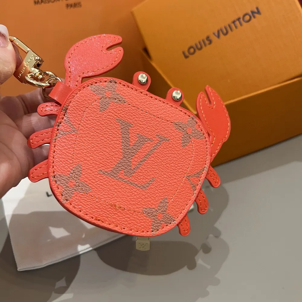 Louis Vuitton LV Women LV Crab Bag Charm-Orange M01929
