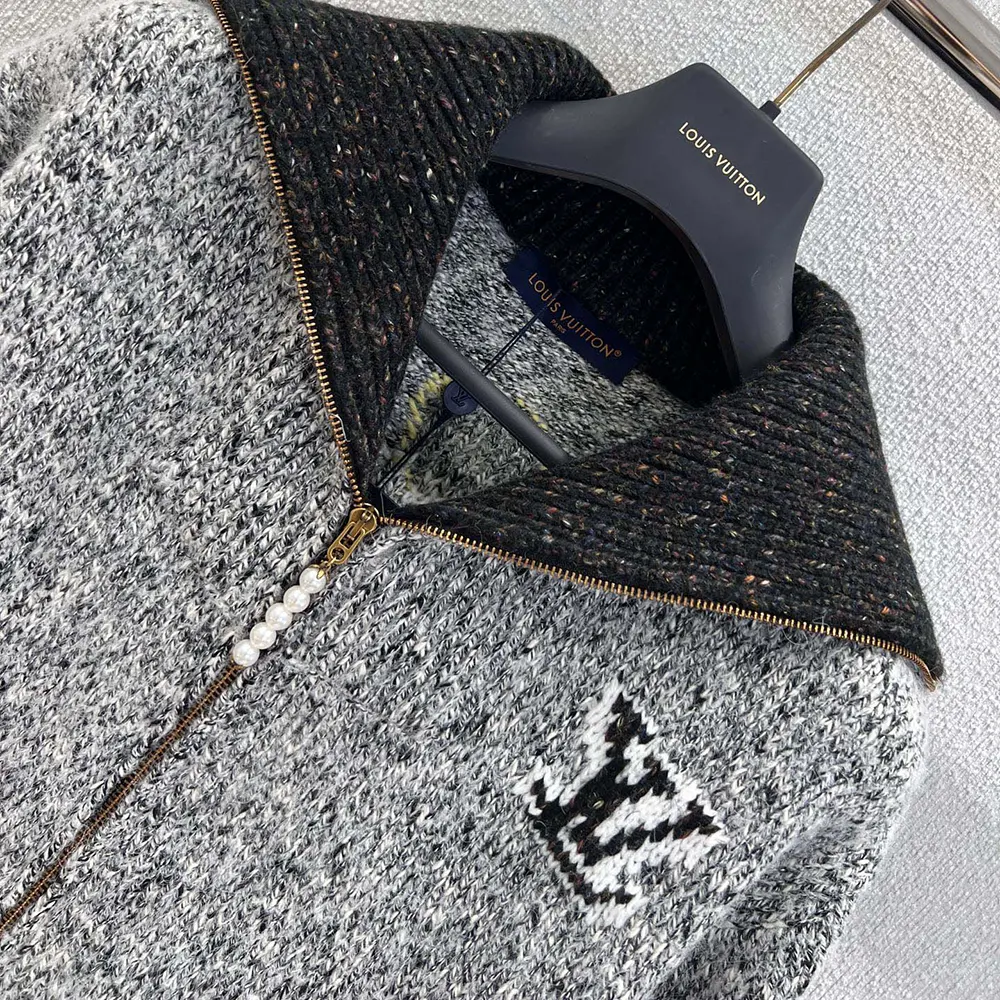 Louis Vuitton Women Zippered Knitted Blouson 1AIMD0