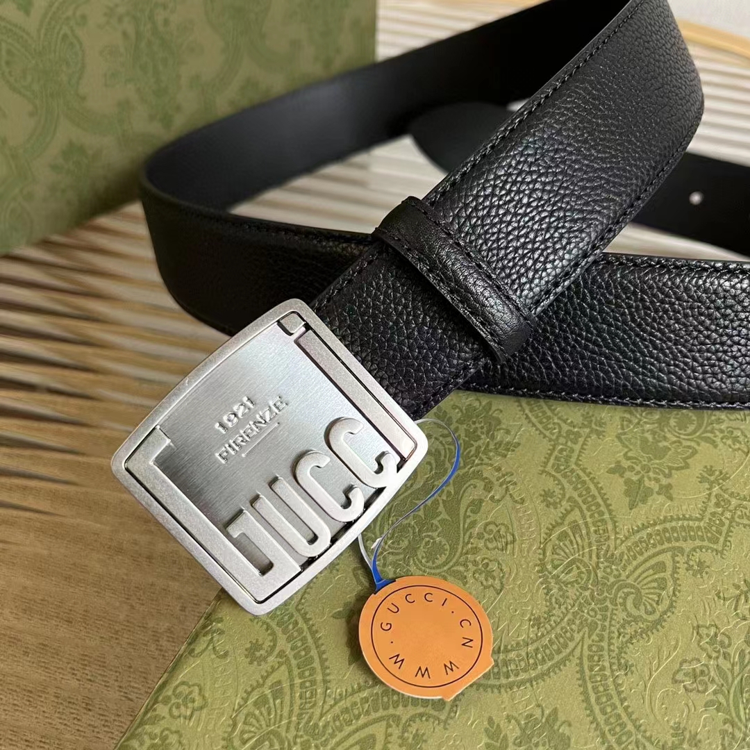 Gucci Unisex GG Belt Gucci Plaque Buckle Black Leather Palladium-Toned Hardware