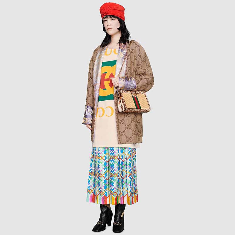 Gucci GG Women Oversize T-Shirt with Gucci Logo-White