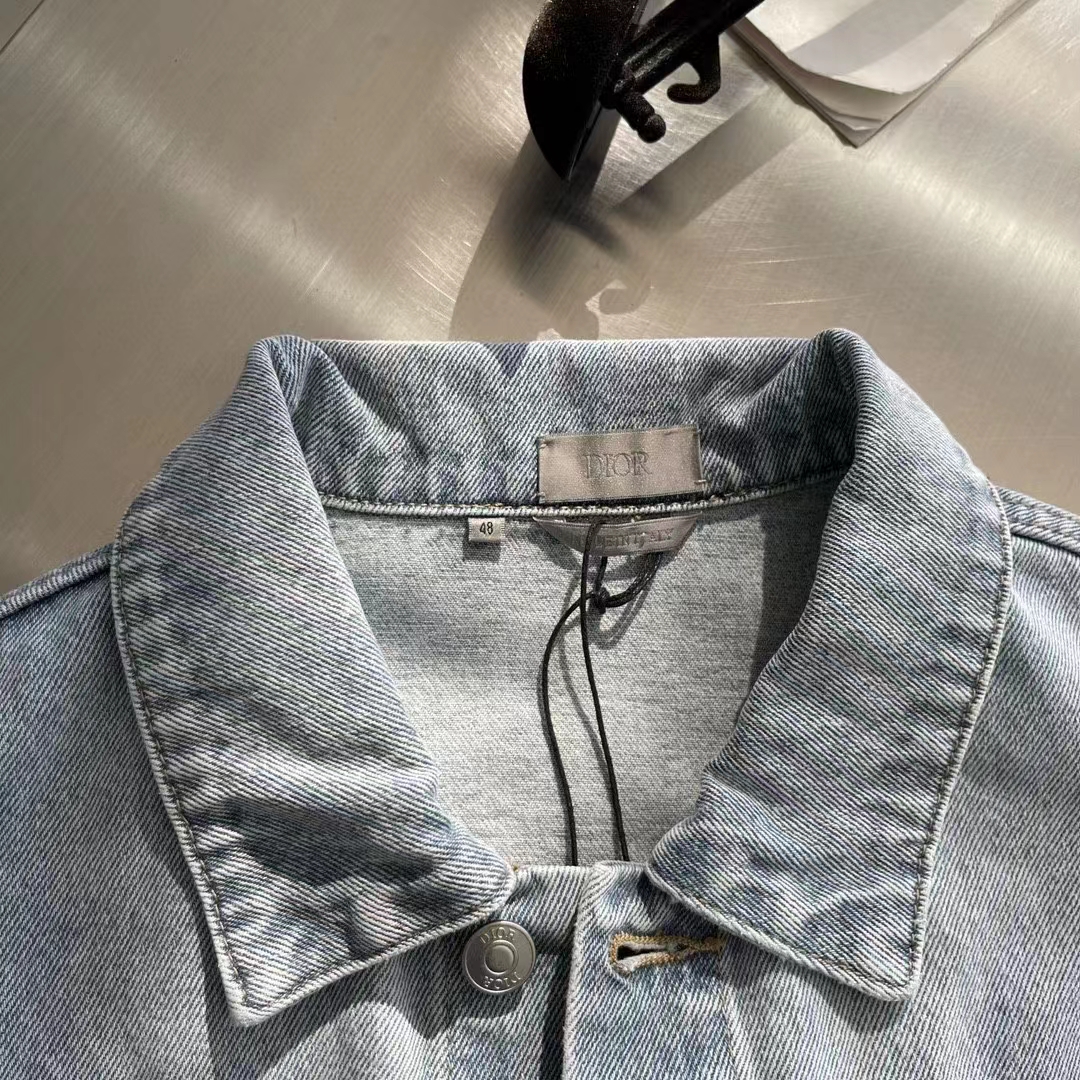 Dior Men CD MKII Jacket Light Blue Cotton Twill Laser-Faded Vintage Effect Heavy-Weight Denim
