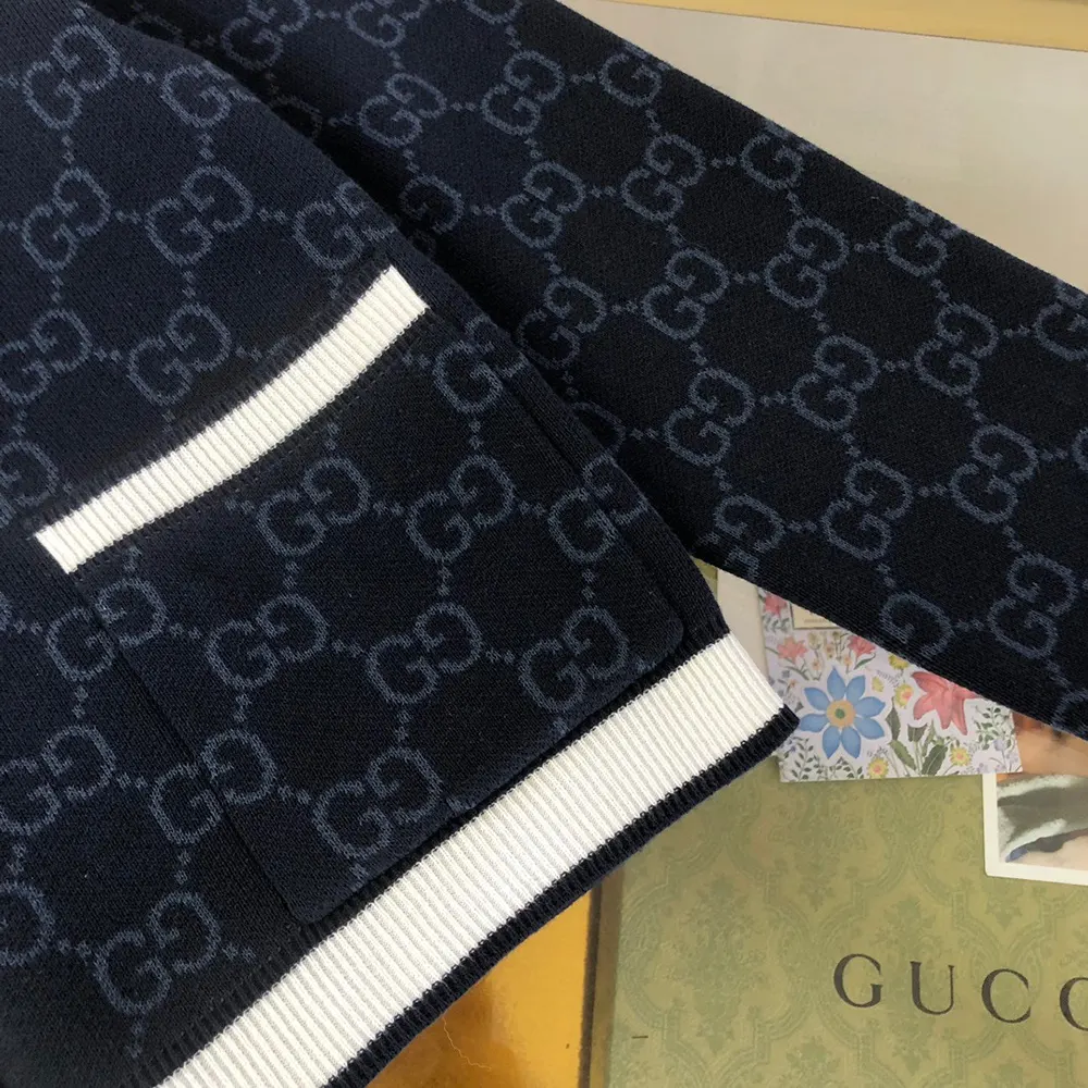 Gucci Women GG Fine Cotton Jacquard Cardigan-Navy 836304XKE0P