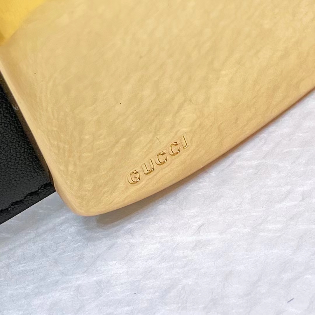 Gucci Unisex GG Wide Belt Retro G Buckle Black Patent Leather 4.8 CM Width