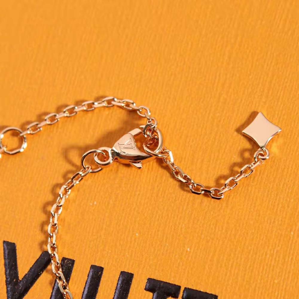 Louis Vuitton Women Idylle Blossom Bracelet Pink Gold and Diamonds