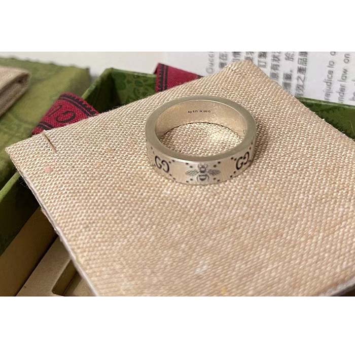 Gucci Unisex GG Bee Engraved Ring 925 Sterling Silver Aged Silver-Toned Hardware