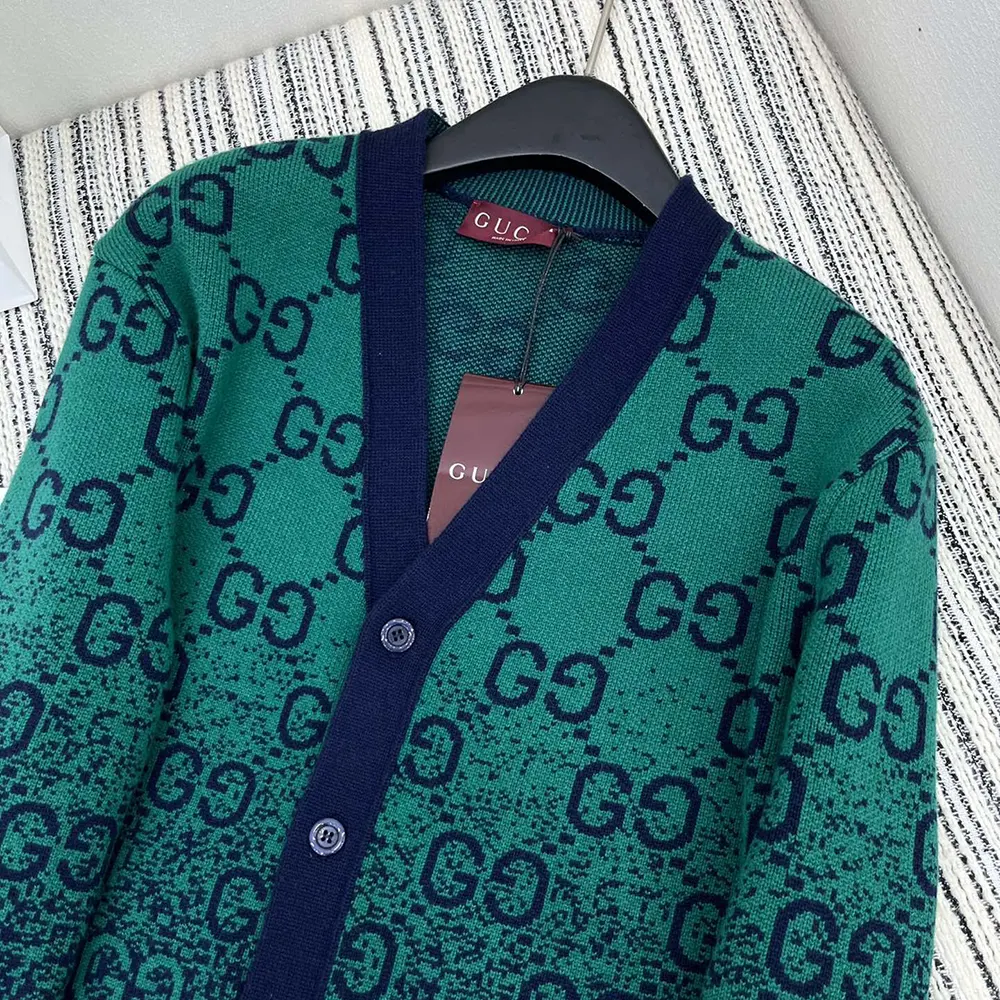 Gucci Women GG Degrade Wool Jacquard Cardigan ‎795012XKD423529