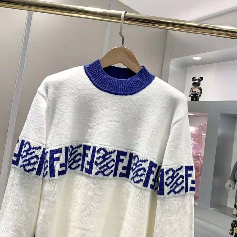 Fendi Men White Wool Sweater with High Collar and Long Sleeves