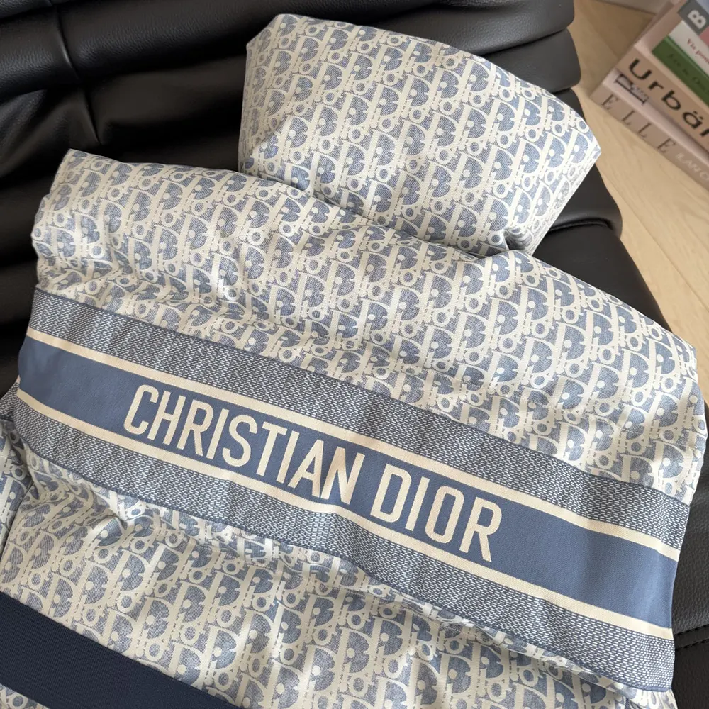 Dior Men DiorAlps Belted Puffer Vest Blue and White Dior Oblique Quilted Technical Taffeta