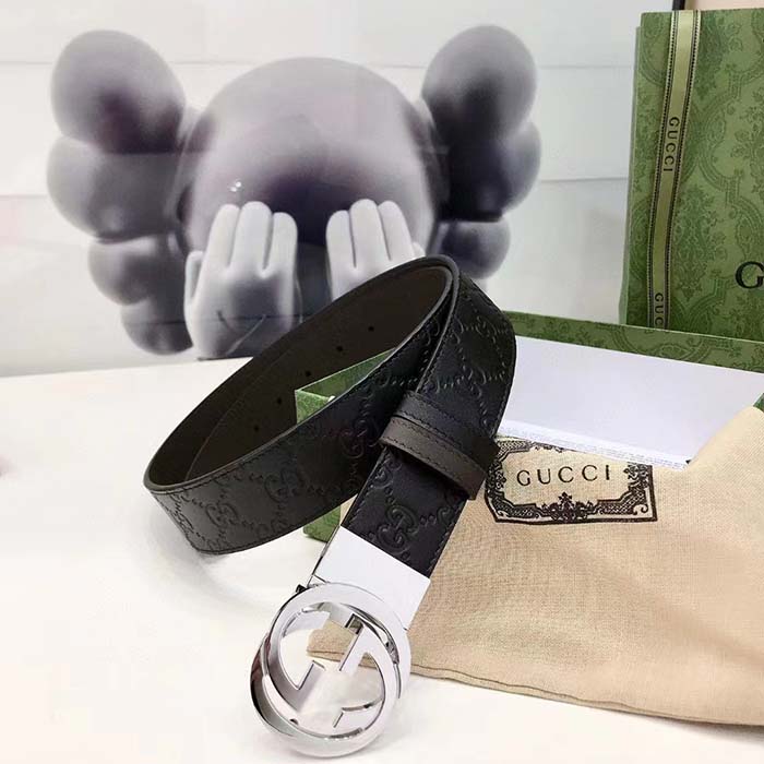 Gucci Unisex GG Reversible Gucci Signature Belt Black Leather Reverses To Brown Leather