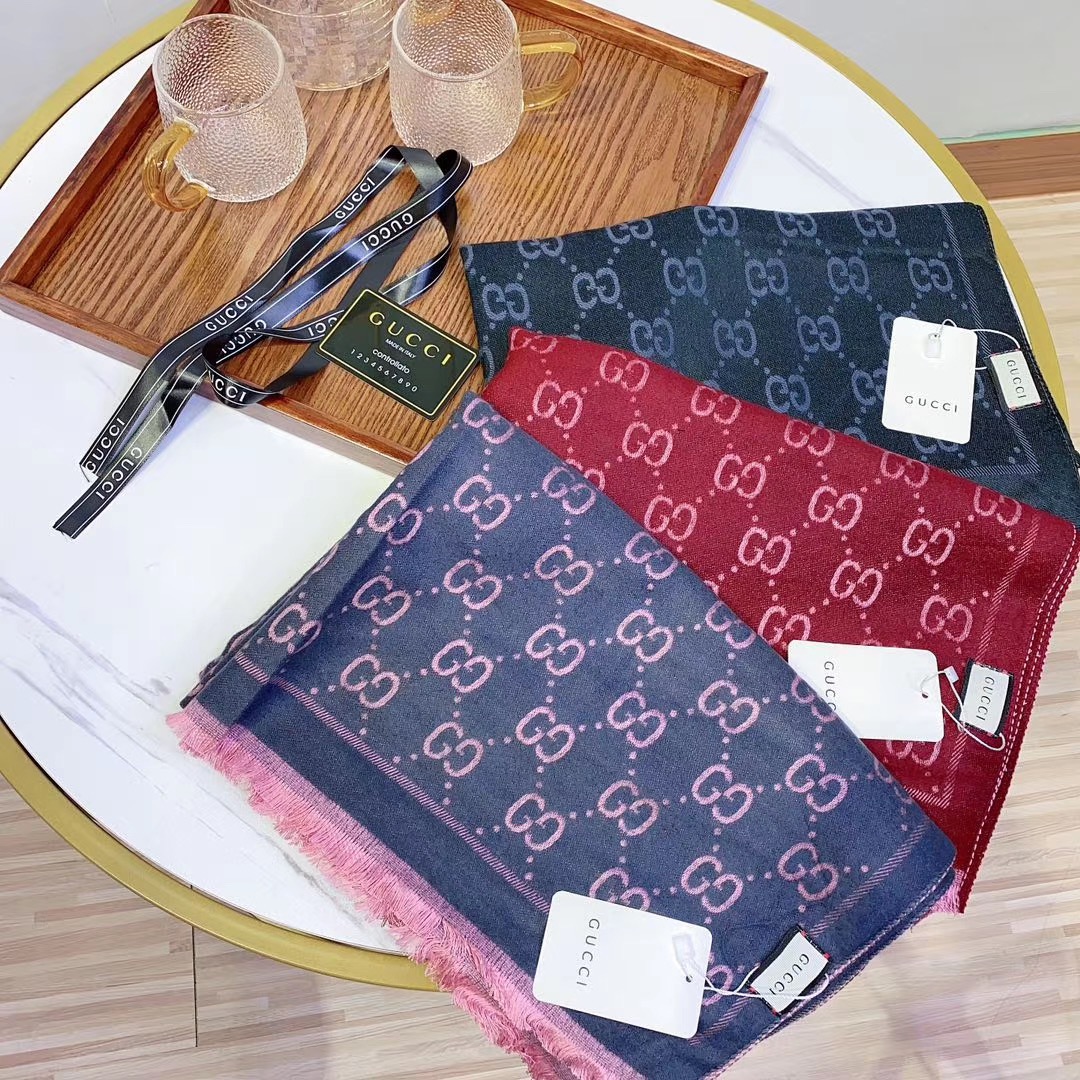 Gucci Women GG Wool Scarf Graphite Pink GG Fringe Edges