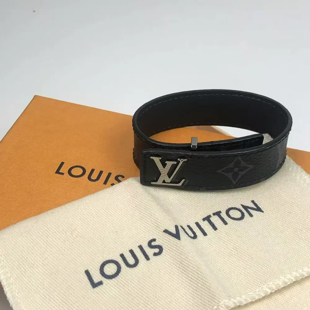 Louis Vuitton Unisex LV Slim Bracelet-Black M6456D