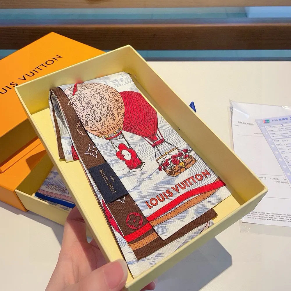 Louis Vuitton Women Up and Away Bandeau-Red M78442