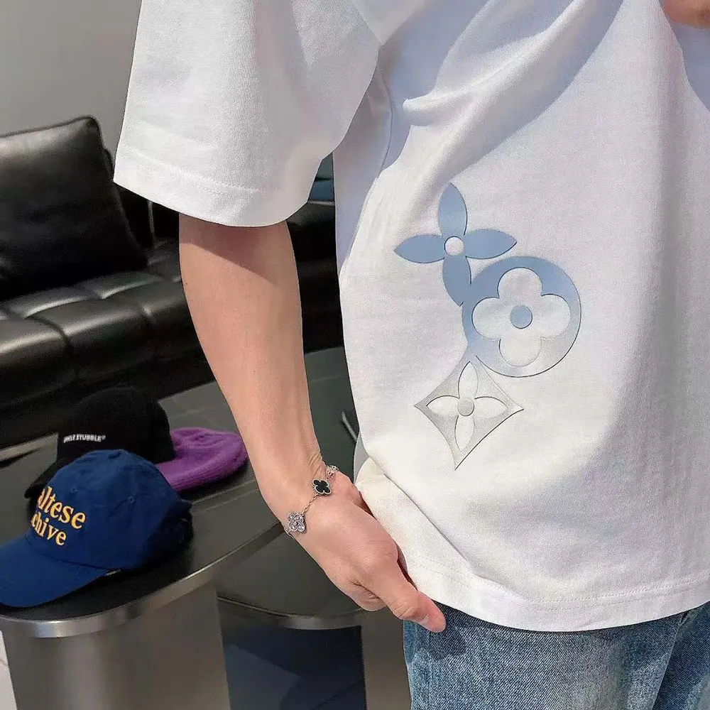 Louis Vuitton Men Embossed LV Cotton T-Shirt-White