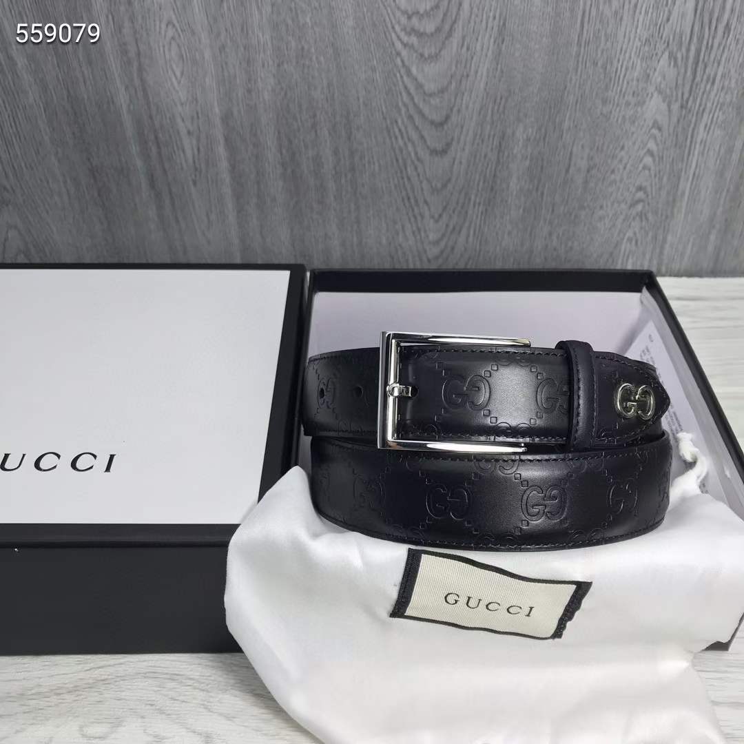 Gucci Unisex Black Signature Belt GG Detail Square Buckle 3.8 CM Width