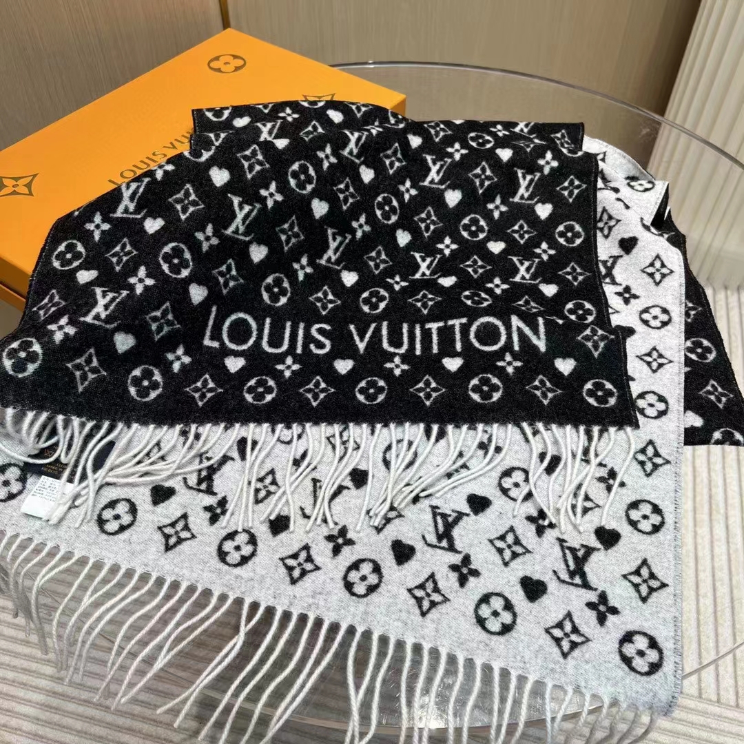 Louis Vuitton Unisex LV Game On Scarf Black Allover Monogram MP2907