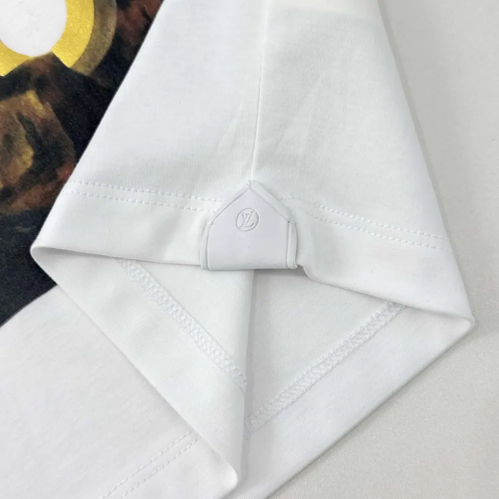 Louis Vuitton LV Women Louis Vuitton x Laurent Grasso Print T-Shirt 1AHIND