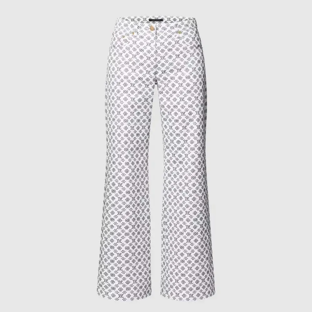 Louis Vuitton Women Blurry Monogram Coupé Jeans 1AHX14