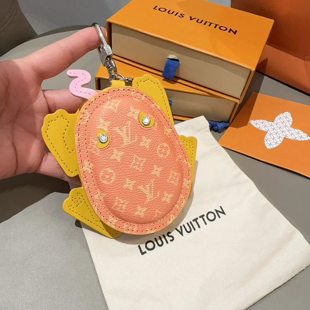 Louis Vuitton LV Women LV Frog Bag Charm-Yellow M02215