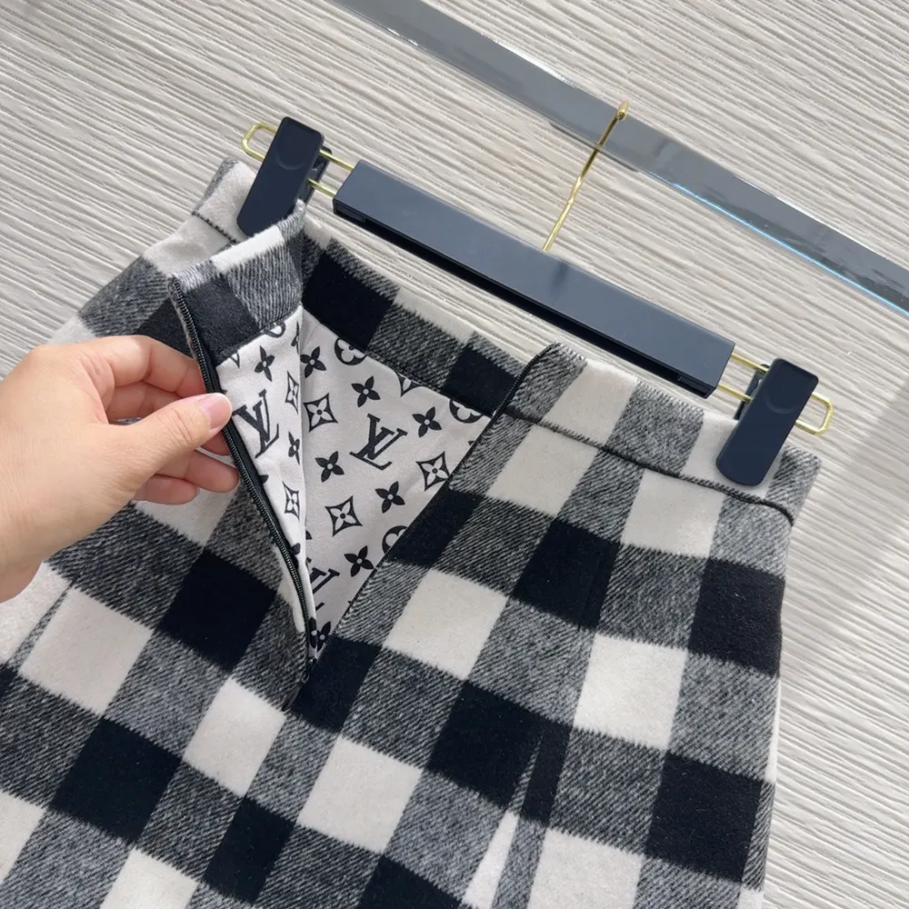 Louis Vuitton Women Check Flared Skirt 1AIQP1