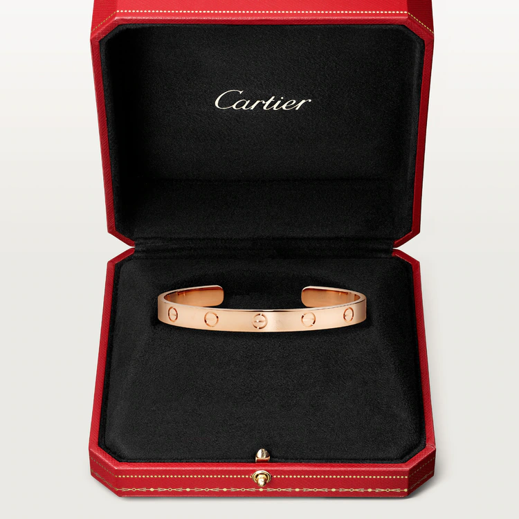 CARTIER LOVE BRACELET – 17