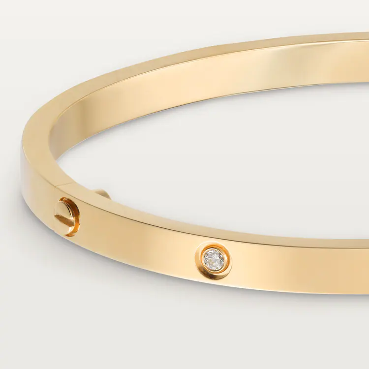 CARTIER LOVE BRACELET, SMALL MODEL, 6 DIAMONDS – 16