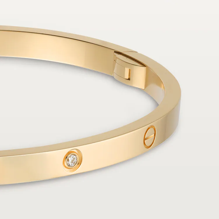 CARTIER LOVE BRACELET, SMALL MODEL, 6 DIAMONDS – 16