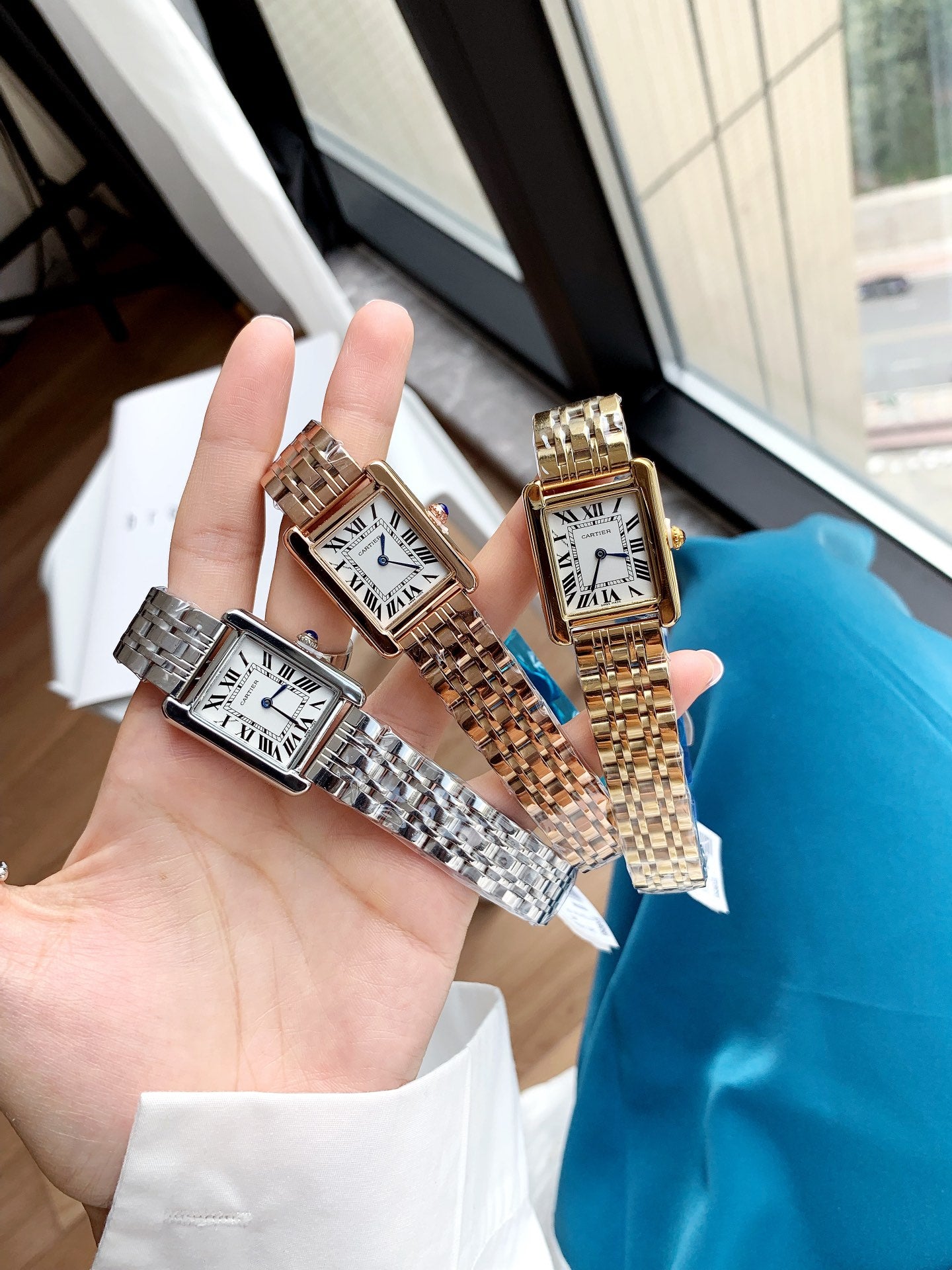 CARTIER Cartier Tank Series Watches – Gold