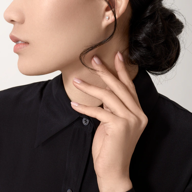 CARTIER D'AMOUR EARRINGS, MEDIUM MODEL