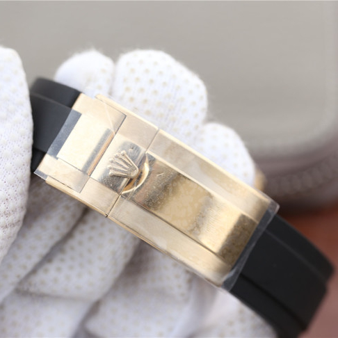 Rolex Daytona Champagne Dial with Black Subdials 40mm